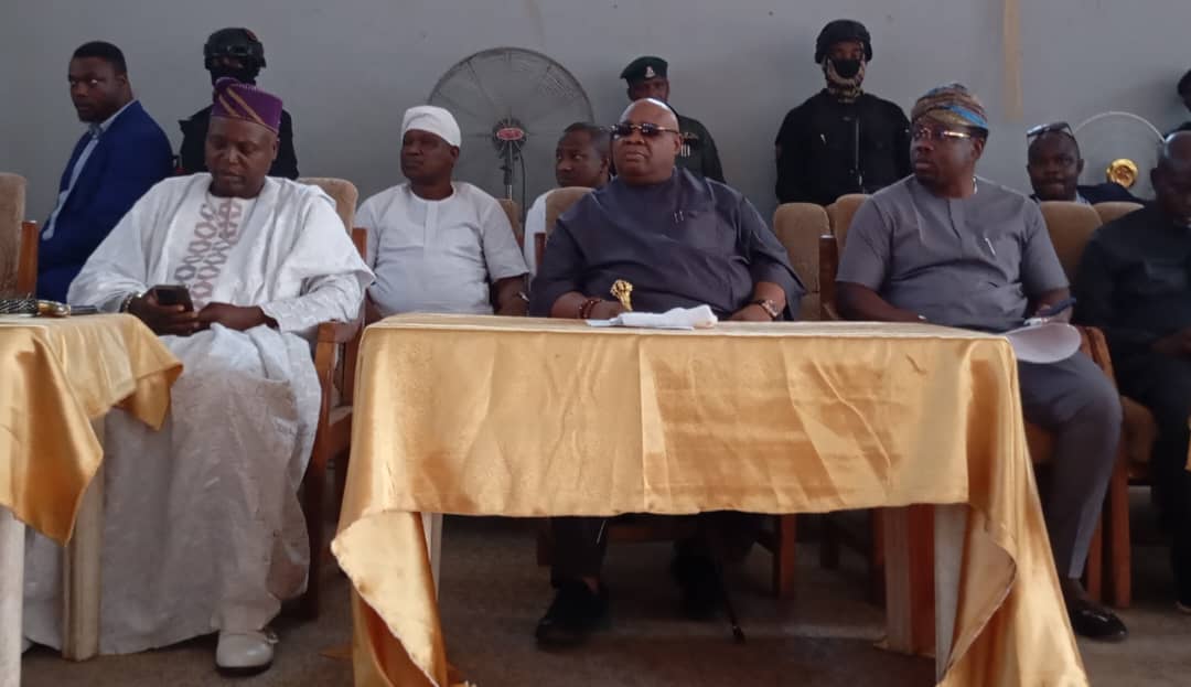 Osun chieftaincy tussle: Adeleke visits warring community, promises to address causes