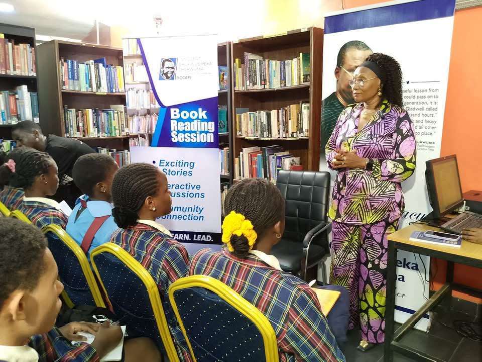 Kate Henshaw engages students as Innocent Chukwuma Library holds first reading session