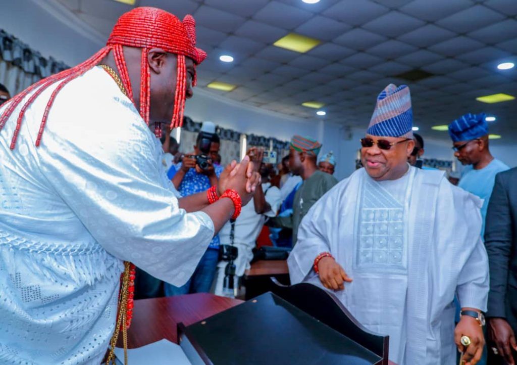 Adeleke Felicitates Ooni Ogunwusi At 10th Anniversary