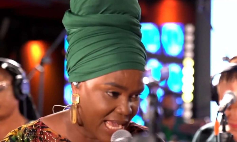 Gospel singer Sola Allyson revisits harrowing encounter with stranger in Lagos traffic