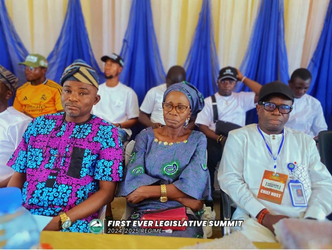 Osun Deputy Speaker, Akinyode, Tasks OSCO-HEALTH, Ilesa Students on Academic Excellence