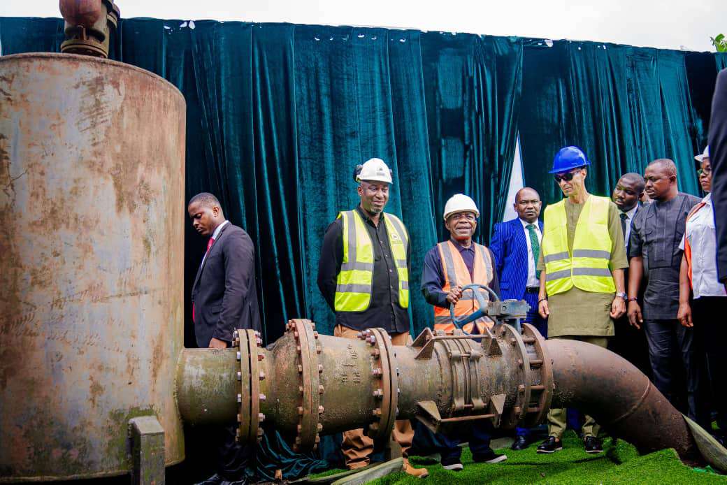 Dr. Alex Otti flags off Aba Regional Water scheme.