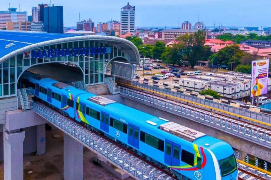 Lagos Blue Line hits 5m passengers in two years as Sanwo-Olu cuts fares by 50% for anniversary