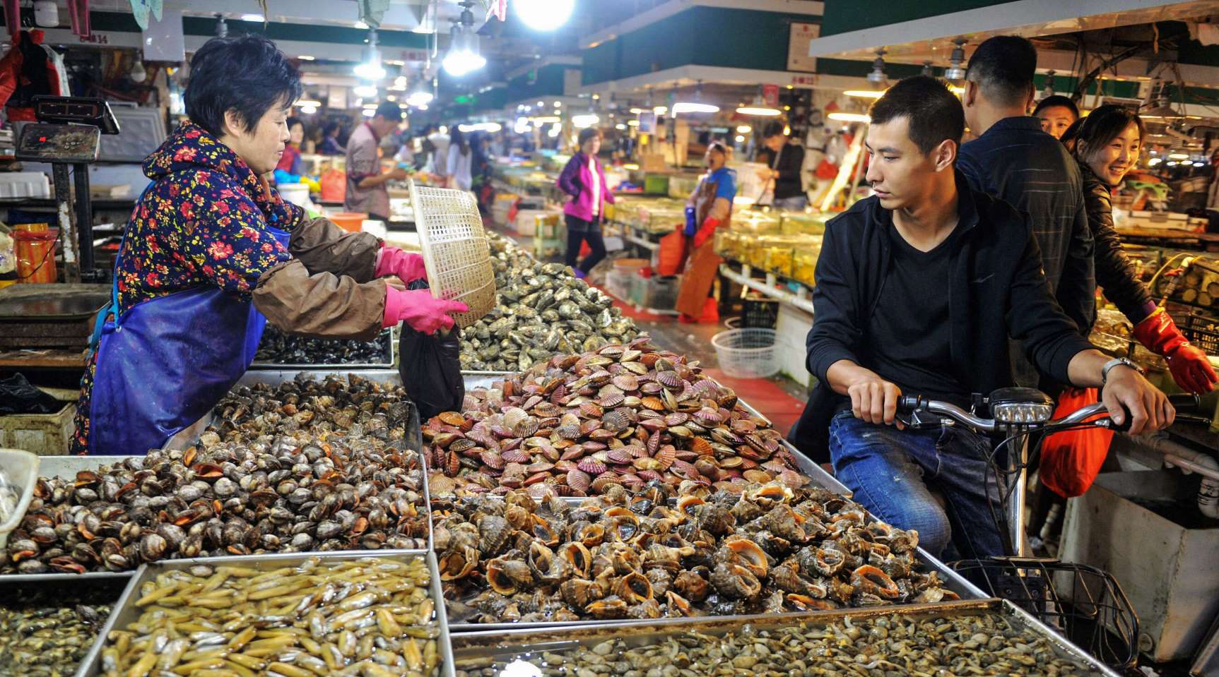 China slowdown worsens as August data miss forecasts, real estate slump deepens