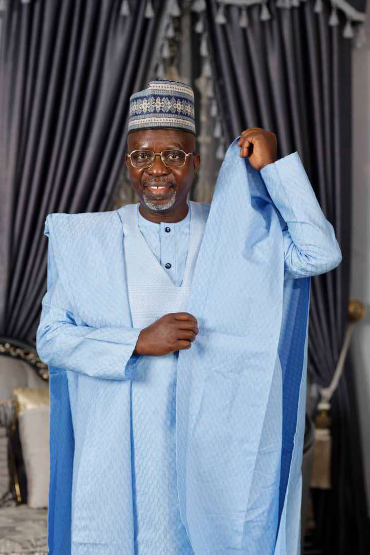 'A Rare Gem:' Adeleke, labour leaders, others celebrate CoS Kazeem Akinleye at birthday