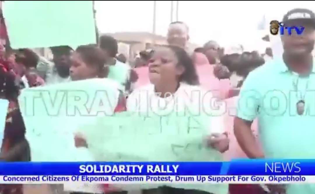 Edo: Ekpoma residents hold counter protest, rally behind Okpebholo, applaud security response