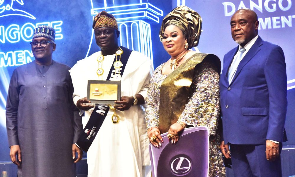 Dangote rewards cement distributors with ₦15bn, targets 90m tonnes production by 2030
