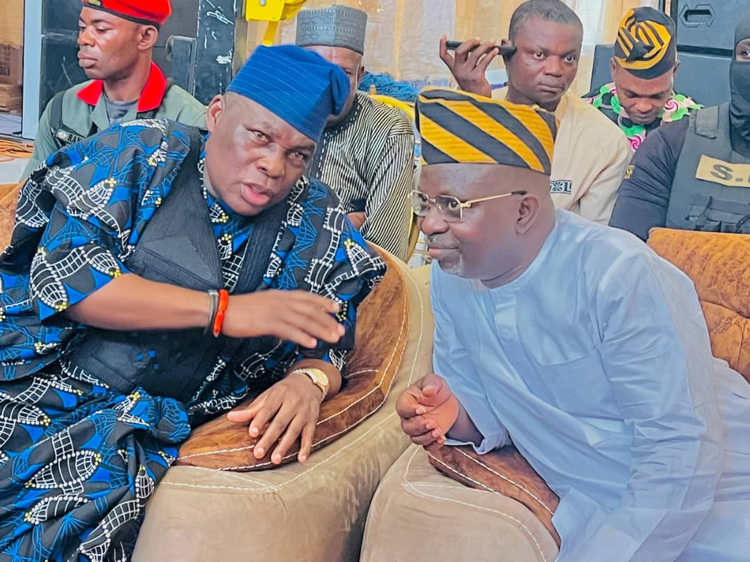 Akinleye commends Sen Oyewumi’s exemplary leadership on birthday