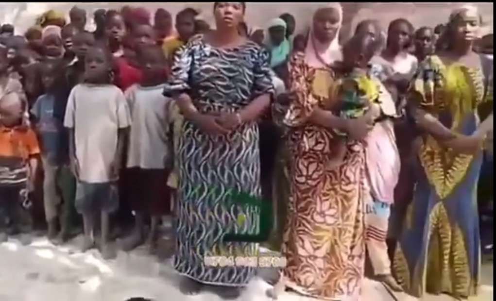Boko Haram displays over 100 alleged kidnap victims in Kwara, faults govt’s figures