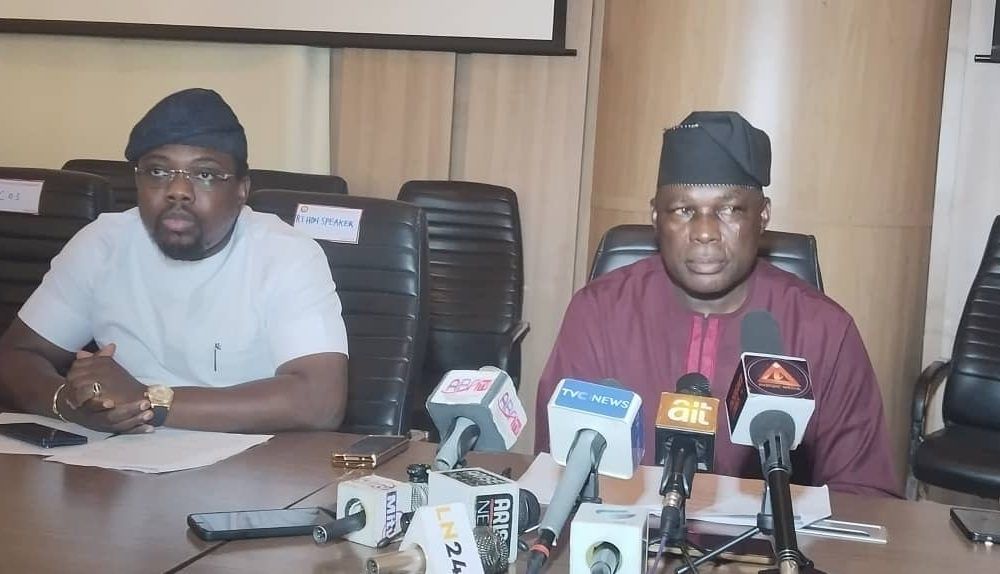2026: Osun PDP lawmakers endorse Adeleke for second term, back Sunday Bisi as party chairman