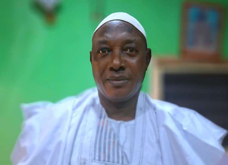 Adeleke presents staff of office to new Akire of Ikire