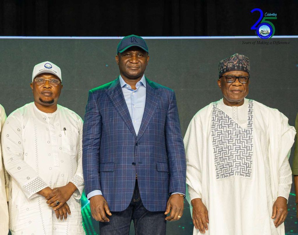 Development commissions agree on joint action to curb project abandonment