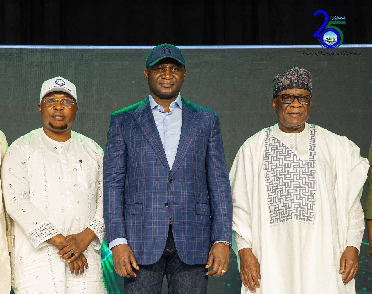 Development commissions agree on joint action to curb project abandonment
