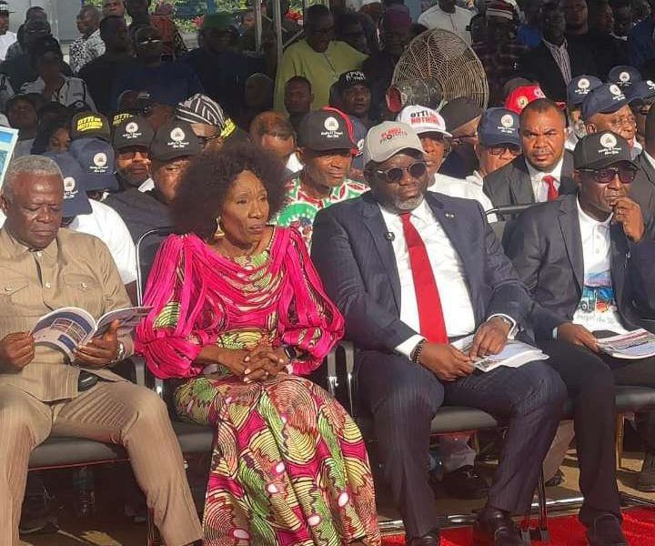 Otti Opens Umuahia Bus Terminal, Names it After Nnenna Oti