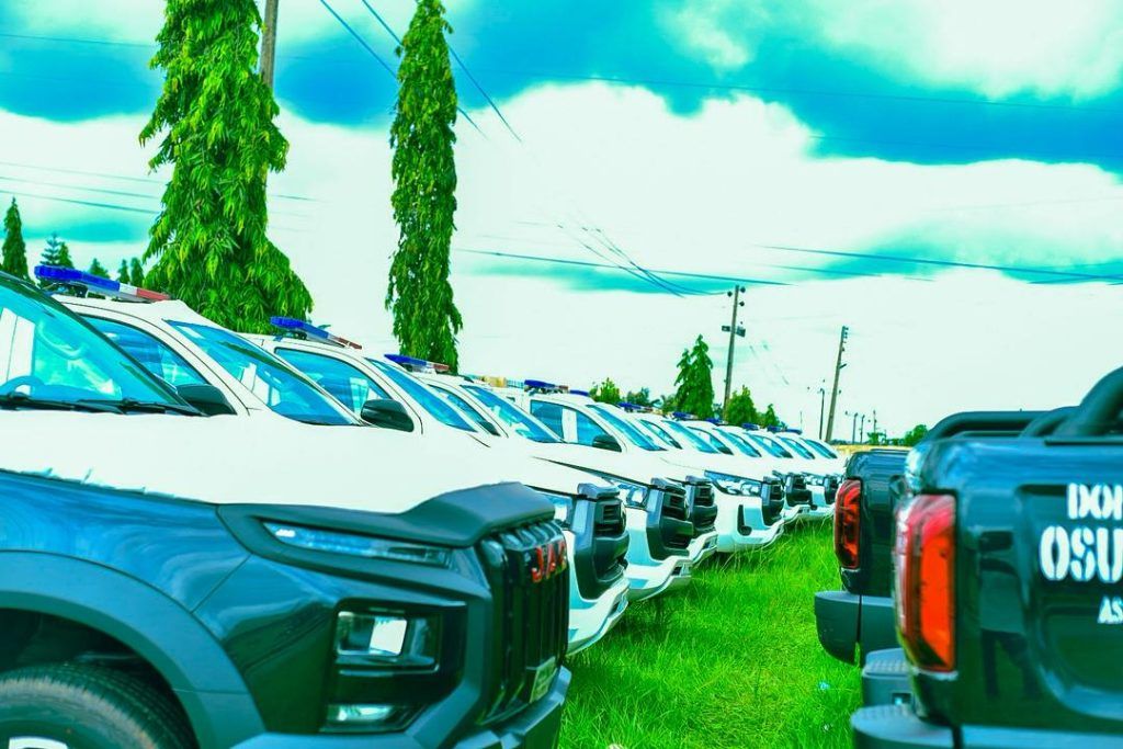 Osun LG chairmen donate 30 operational vehicles to security agencies