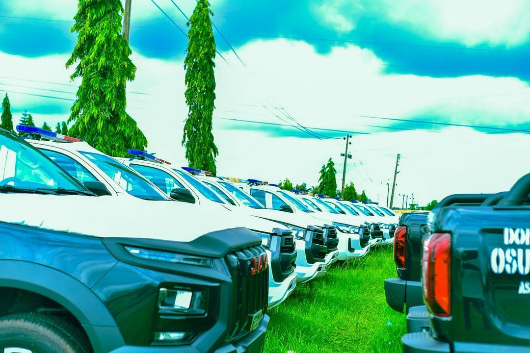 Osun LG chairmen donate 30 operational vehicles to security agencies