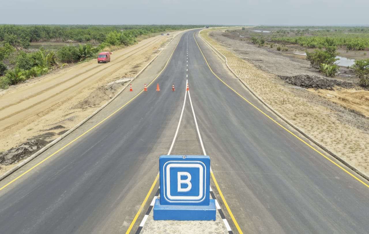 [PHOTOS] Julius Berger completes landmark Bodo-Bonny road, final touches underway