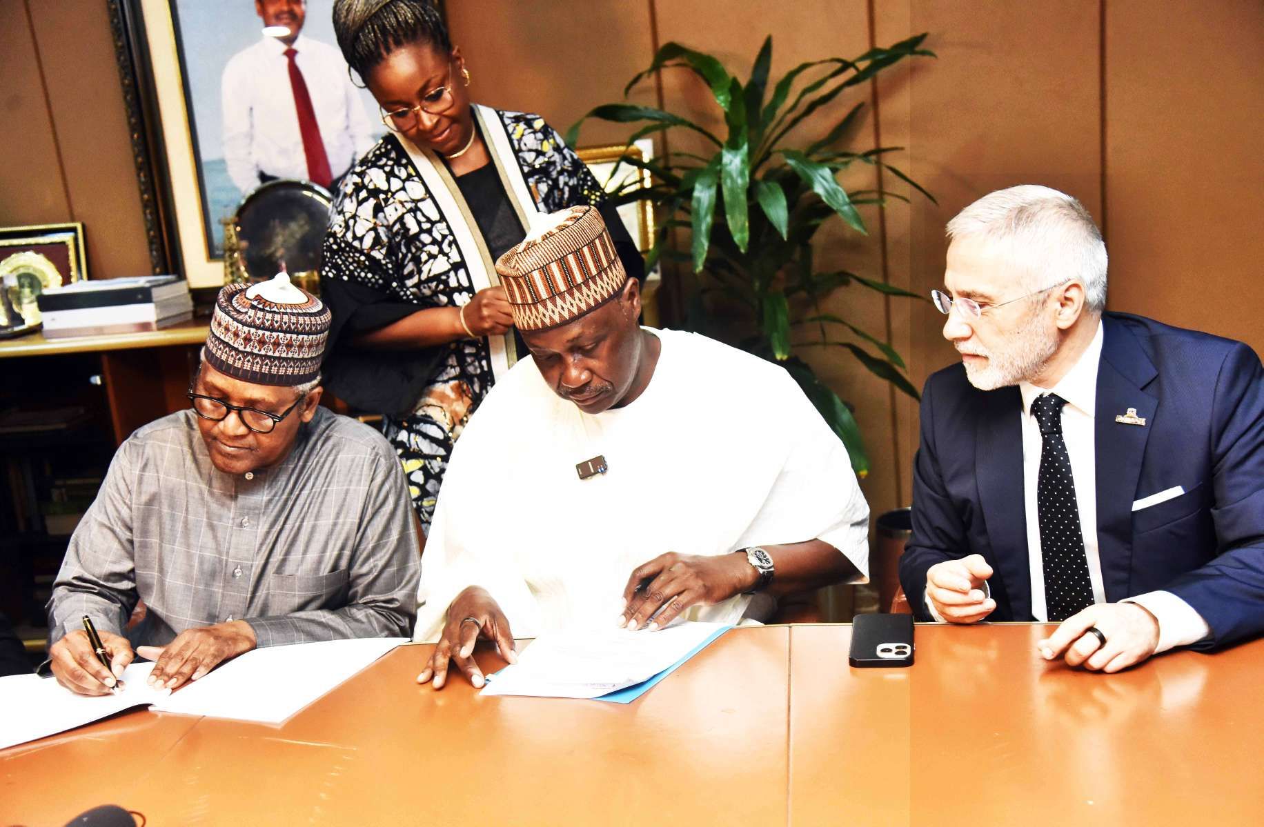 Dangote targets $4bn annual forex earnings as AFC Backs fertiliser expansion with $600m loan