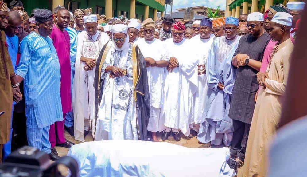 Zulum, Aiyedatiwa, Yilwatda Attend Burial of APC National Secretary's Mother in Osogbo