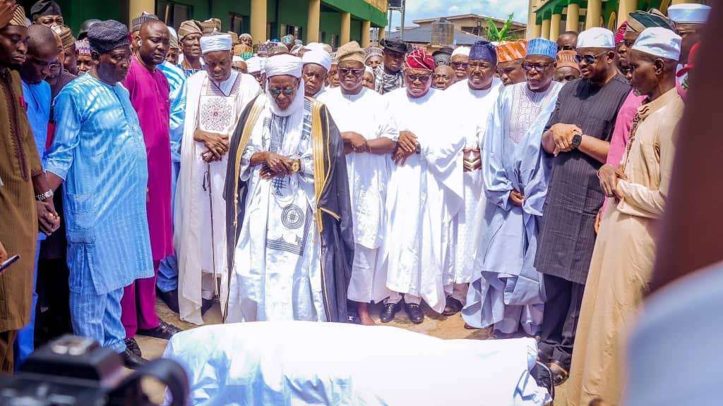 Zulum, Aiyedatiwa, Yilwatda Attend Burial of APC National Secretary's Mother in Osogbo