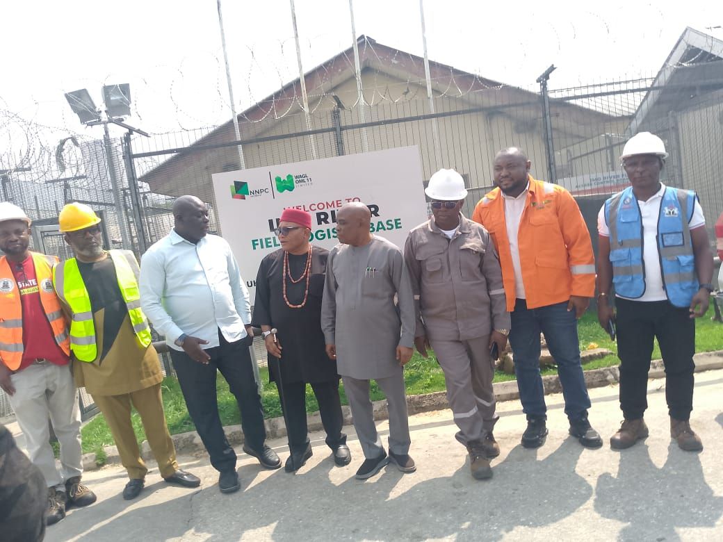 Abia Govt Inspects OML 11 Pipeline Blast In Umuololo Owaza, Demands NPDC Replace 70-Year-Old Pipe