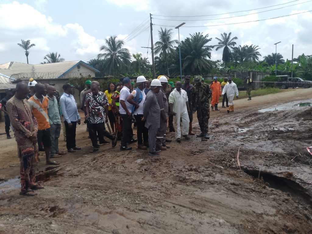 Abia Govt Inspects OML 11 Pipeline Blast In Umuololo Owaza, Demands NPDC Replace 70-Year-Old Pipe