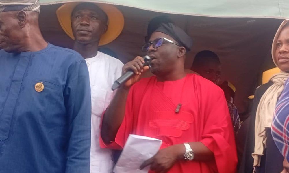 Ede South LG Chairman Empowers 1,000 Residents, Seeks Support for Adeleke's Re-election