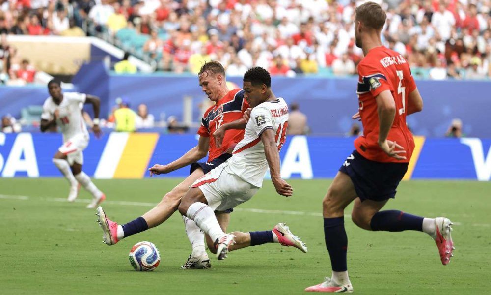 Bellingham shines, Argentina endure as World Cup semi-final dream takes shape
