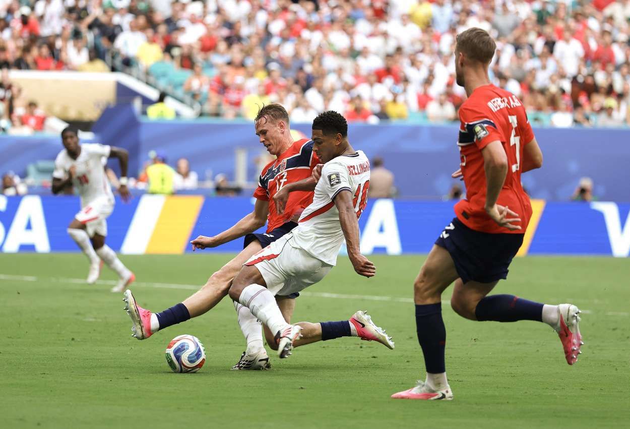 Bellingham shines, Argentina endure as World Cup semi-final dream takes shape