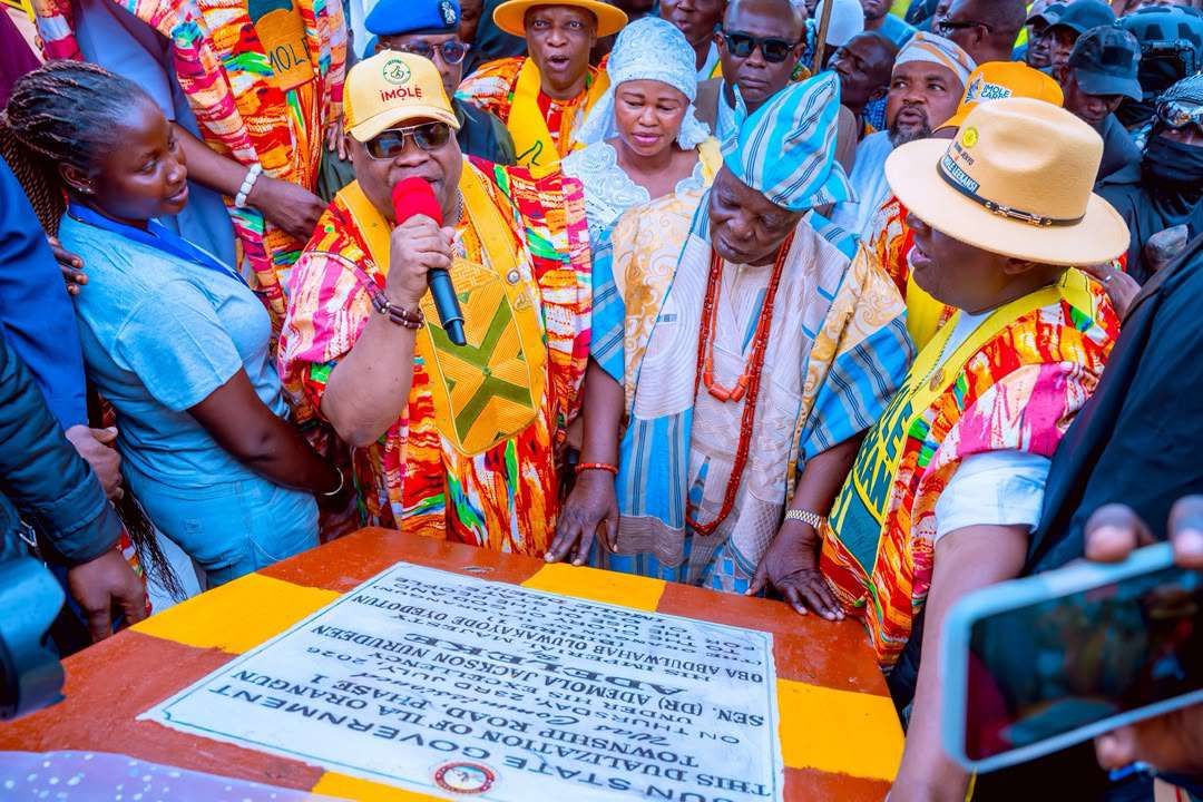 Osun: Adeleke commissions 3.5km phase one of Ila road dualisation, seeks re-election support